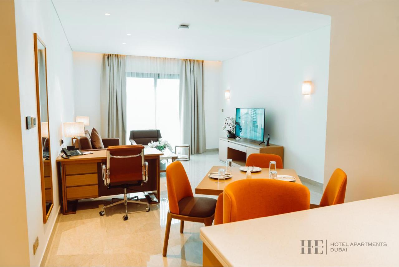 He Hotel Apartments Дубай Стая снимка A living room at the hotel