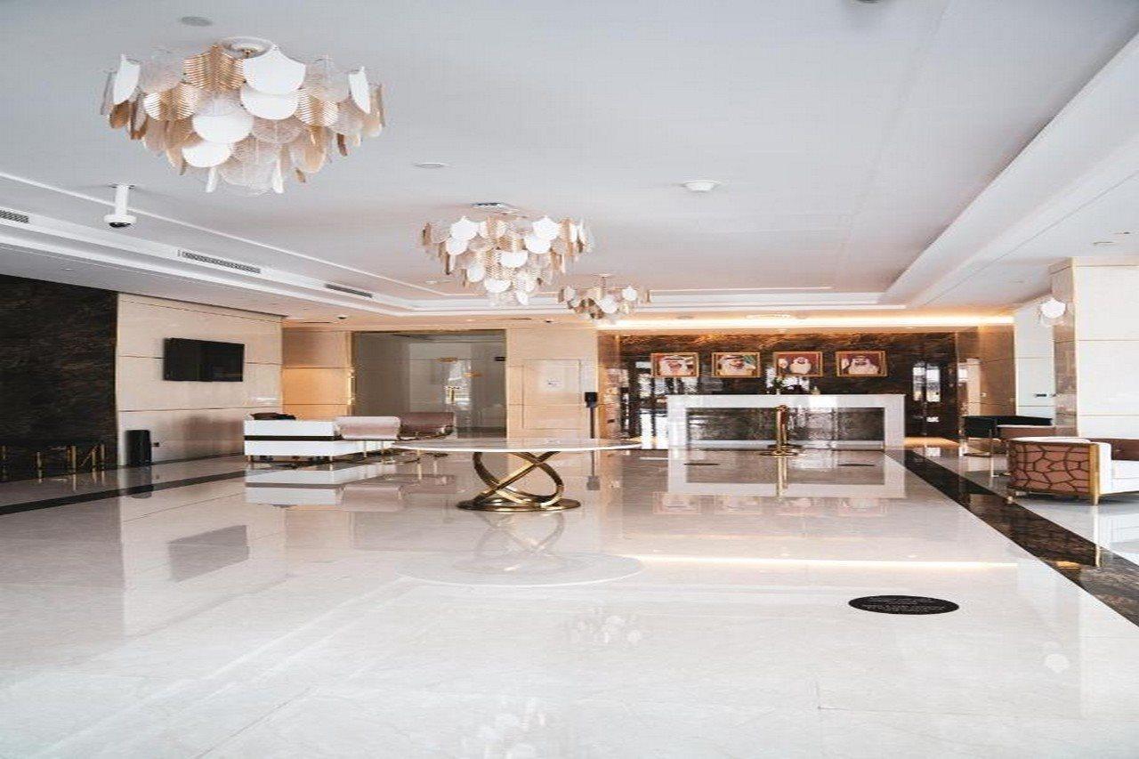 He Hotel Apartments Дубай Екстериор снимка Lobby