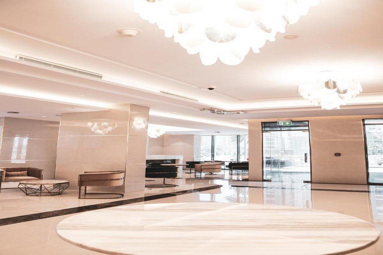 He Hotel Apartments Дубай Екстериор снимка Lobby